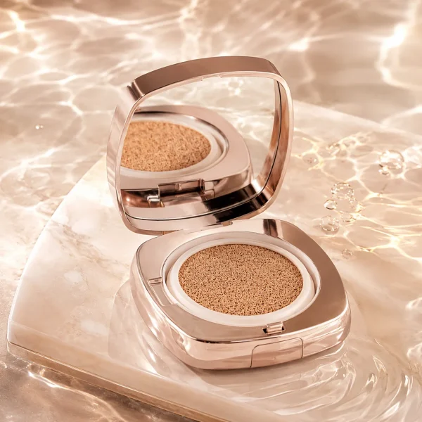 LA MER The Radiant Skin Cushion Foundation Shade 01